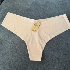PINK Victoria's Secret Tan Thong